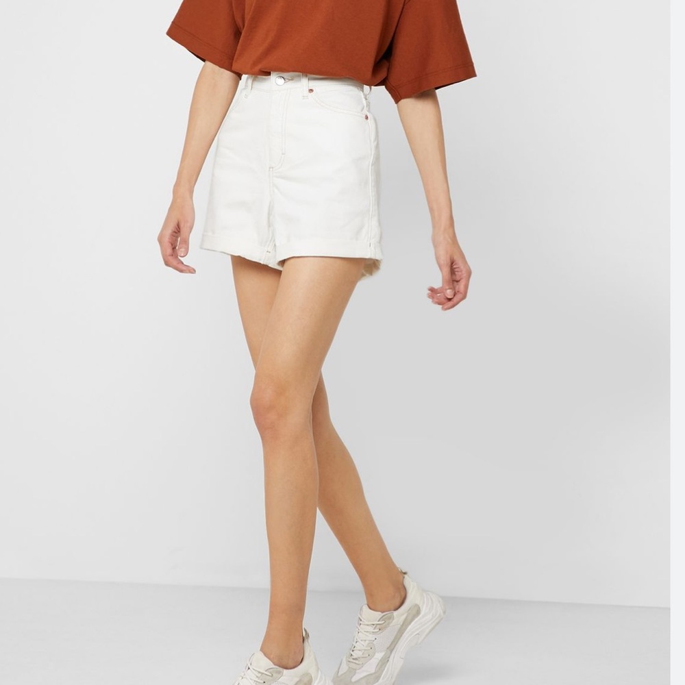 Topshop Mom Short size 2